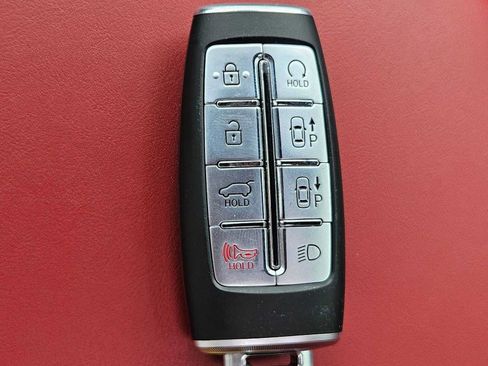 Used 2023 Genesis GV70 2.5T w/ Sport Prestige Package AWD/4WD image 29