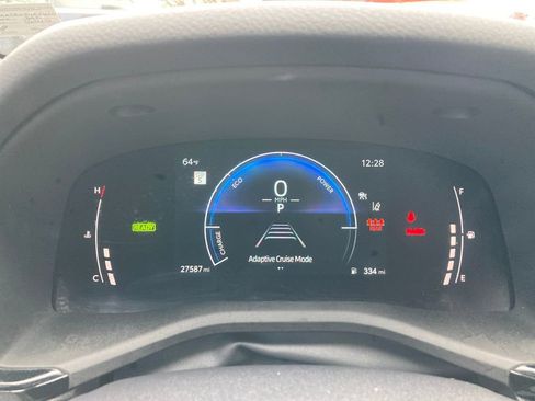 Used 2025 Toyota Camry SE image 15