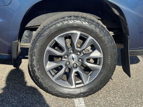 Used 2022 Chevrolet Silverado 1500 RST image 9