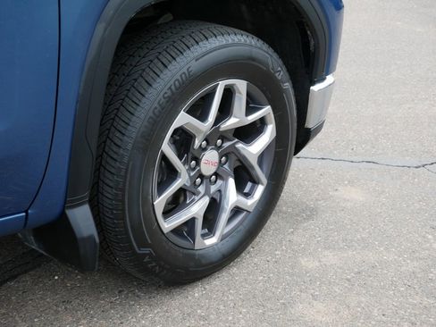 Used 2024 GMC Sierra 1500 SLE AWD/4WD image 13