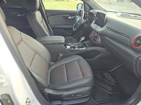 Used 2024 Chevrolet Blazer RS w/ Enhanced Convenience Package image 7
