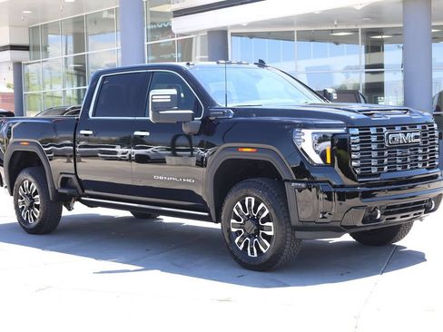 New 2026 GMC Sierra 3500 Denali Ultimate AWD/4WD image 8