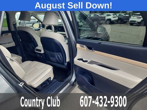 Used 2024 Hyundai Palisade Limited AWD/4WD image 34