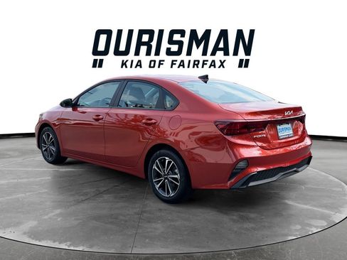 Certified 2024 Kia Forte LXS FWD image 5