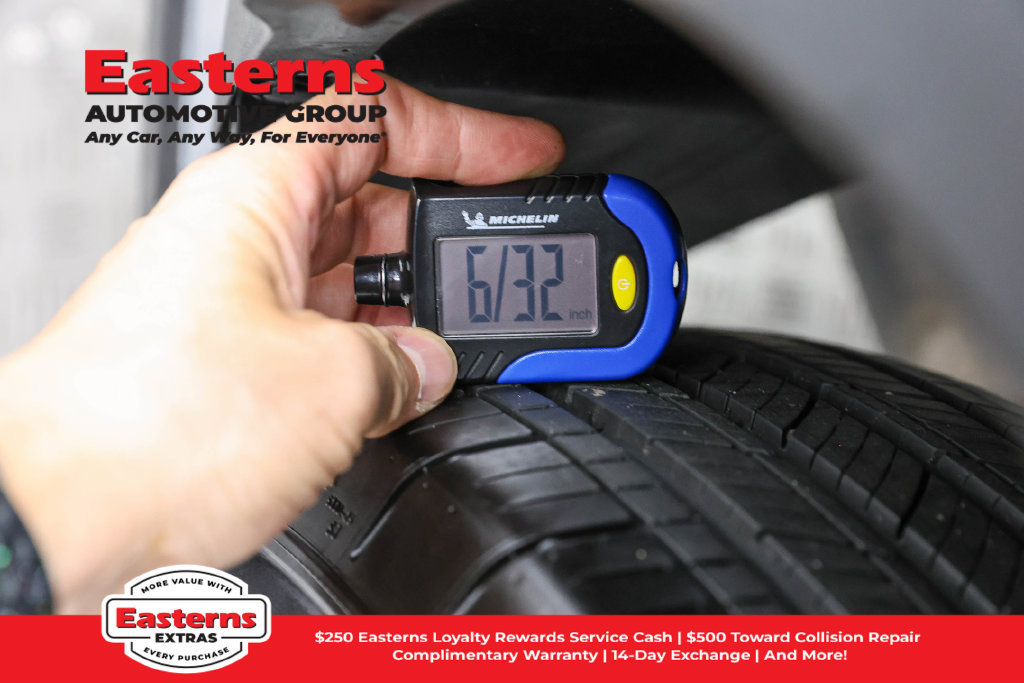 Used 2025 Toyota Corolla Cross LE FWD image 29