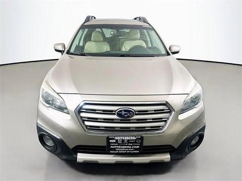 Used 2015 Subaru Outback 2.5i Limited image 2