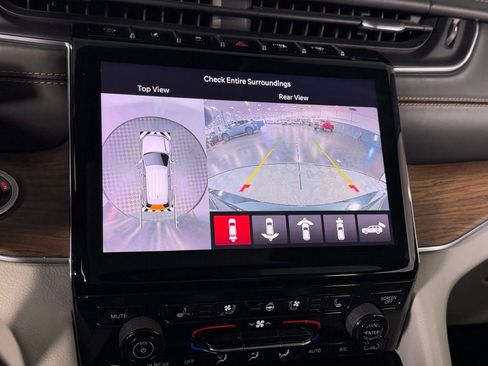 Used 2021 Jeep Grand Cherokee L Summit w/ Advanced Protech Group IV image 16