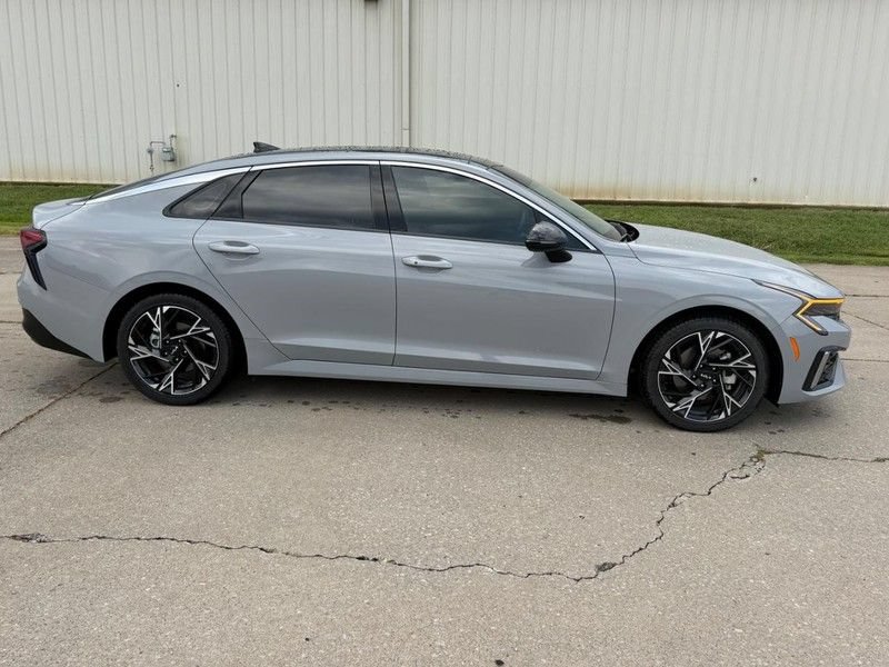 Used 2025 Kia K5 GT-Line w/ GT-Line Premium Package AWD/4WD image 2
