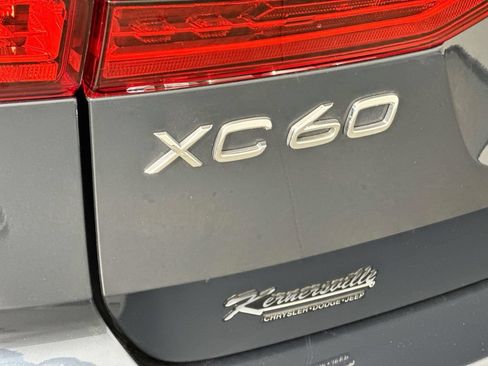 Used 2024 Volvo XC60 B5 Core w/ Climate Package AWD/4WD image 29