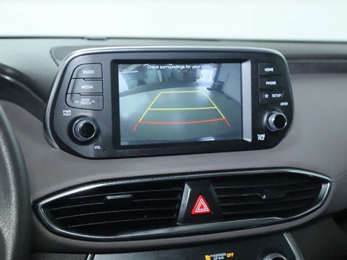 Used 2020 Hyundai Santa Fe SE FWD image 29