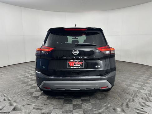 Certified 2023 Nissan Rogue SV image 16