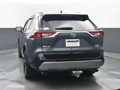Used 2024 Toyota RAV4 XSE AWD/4WD image 20