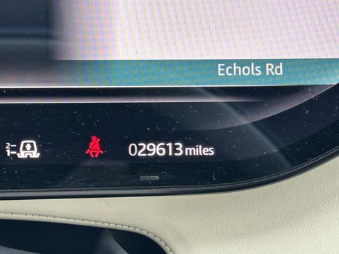 Used 2023 Land Rover Range Rover SE image 12