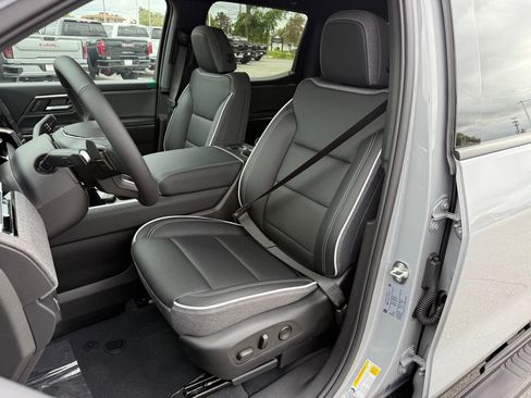 New 2026 GMC Sierra EV Elevation image 13