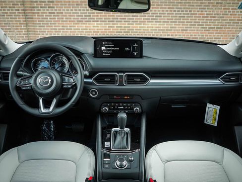 New 2025 MAZDA CX-5 AWD 2.5 S w/ Preferred Package image 13