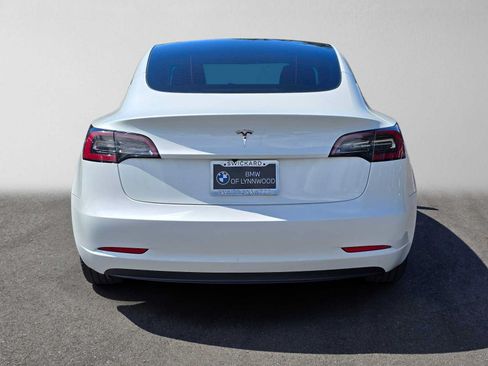Used 2023 Tesla Model 3 Standard Range RWD image 4