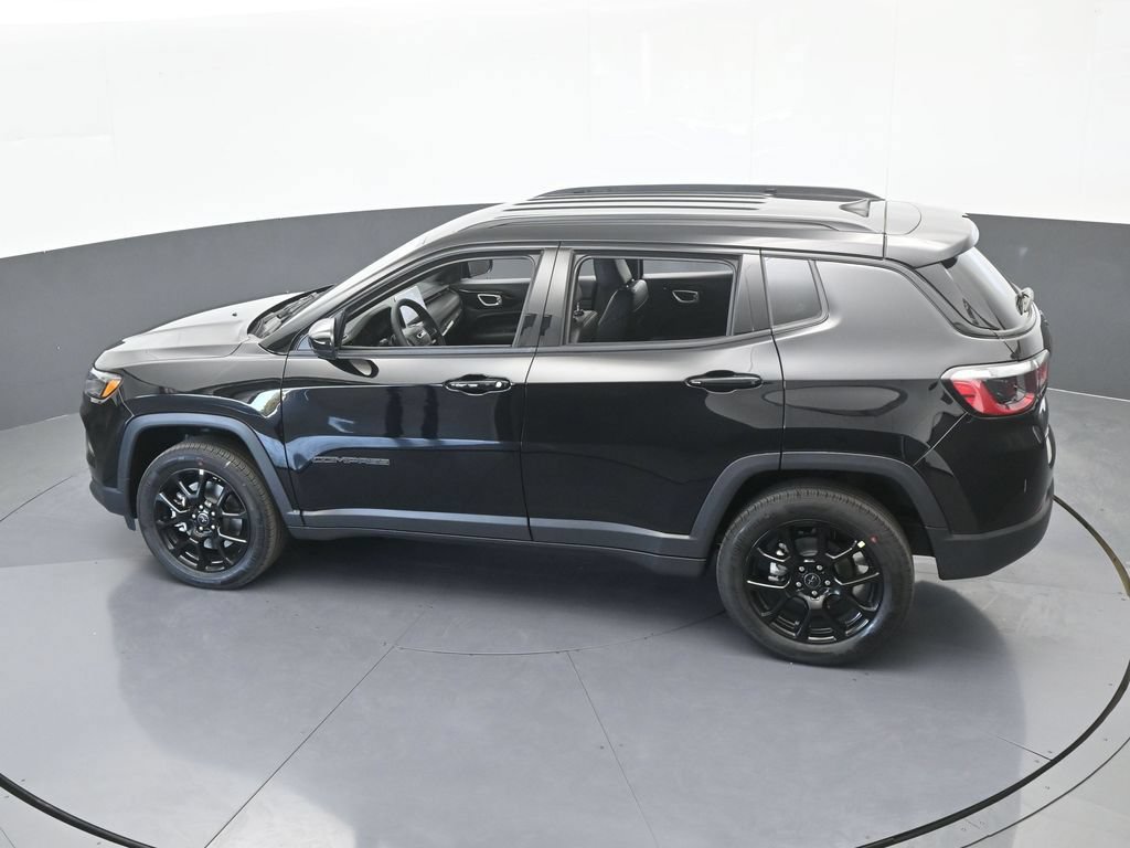 New 2026 Jeep Compass Latitude AWD/4WD image 42