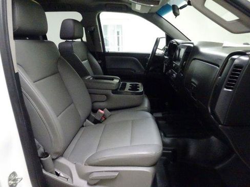 Used 2019 Chevrolet Silverado 1500 W/T w/ WT Convenience Package AWD/4WD image 41