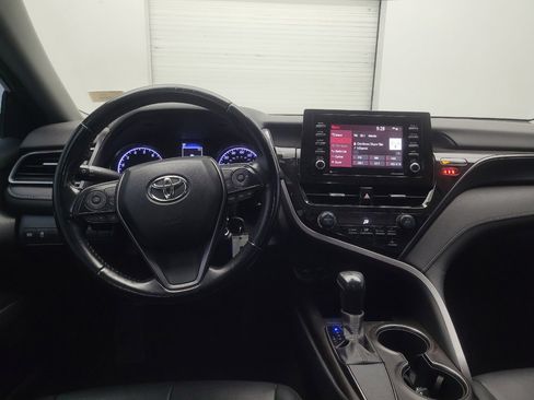 Used 2021 Toyota Camry SE FWD image 22
