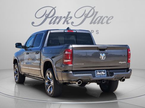 Used 2023 RAM 1500 Limited w/ Body Color Bumper Group AWD/4WD image 3