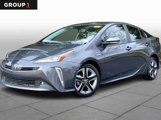Certified 2022 Toyota Prius XLE video 1