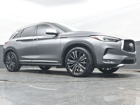 Used 2021 INFINITI QX50 Luxe w/ Appearance Package image 21