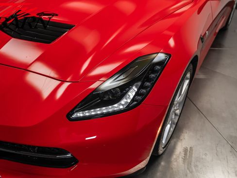 Used 2019 Chevrolet Corvette Stingray Convertible Z51 2LT image 19