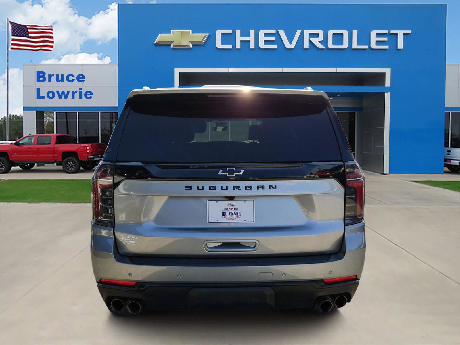 Used 2025 Chevrolet Suburban Z71 AWD/4WD image 6