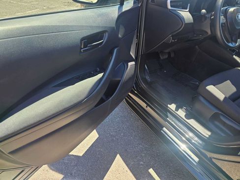 Used 2026 Toyota Corolla LE FWD image 21
