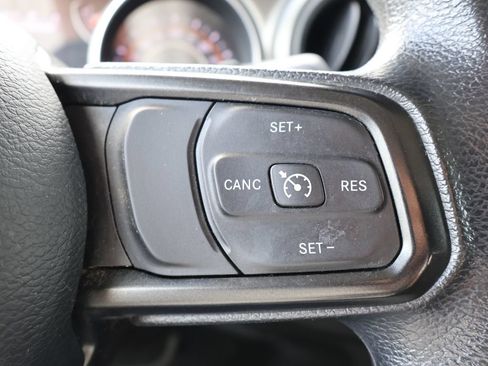 Used 2018 Jeep Wrangler Unlimited Sport AWD/4WD image 17