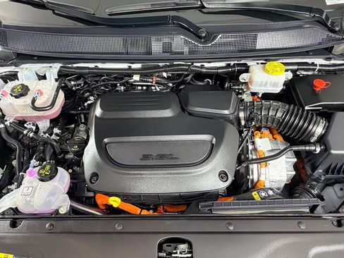 Used 2025 Chrysler Pacifica Select FWD image 31