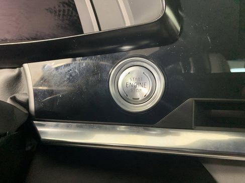 Used 2020 Chevrolet Corvette Stingray Preferred Cpe w/ 2LT Preferred Equipment Group image 17