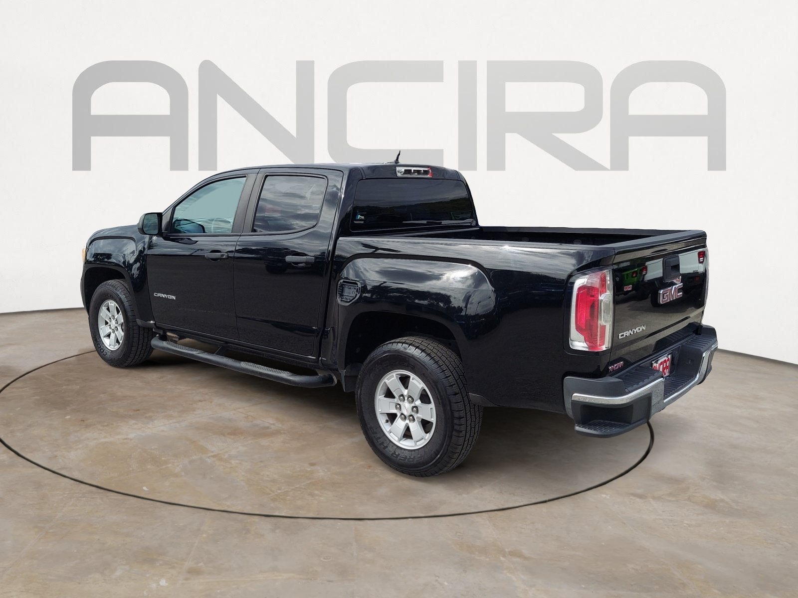 Used 2018 GMC Canyon 2WD Crew Cab w/ Convenience Package image 8