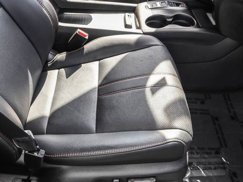 Used 2022 Honda Pilot TrailSport image 39