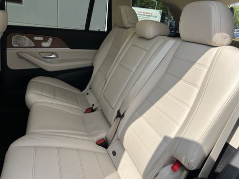 Certified 2023 Mercedes-Benz GLS 450 4MATIC image 32