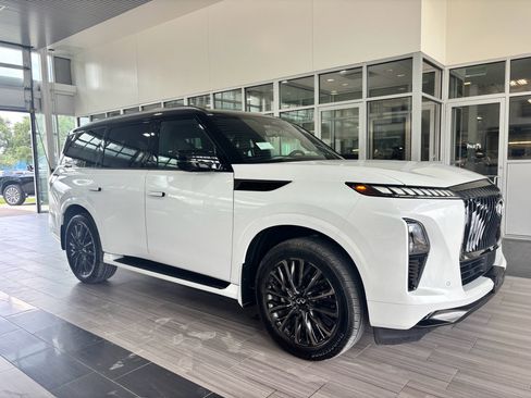 New 2026 INFINITI QX80 Autograph AWD/4WD image 3