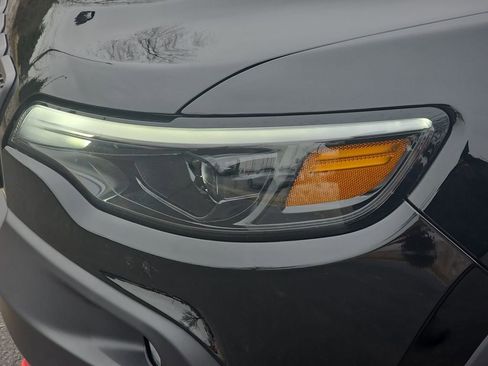 Used 2022 Jeep Cherokee Trailhawk w/ Comfort/Convenience Group image 30