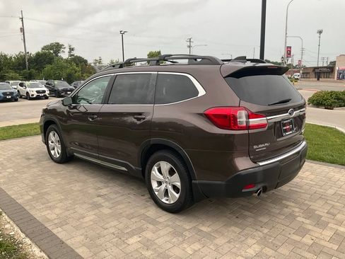 Used 2019 Subaru Ascent Limited w/ Popular Package #2A AWD/4WD image 2