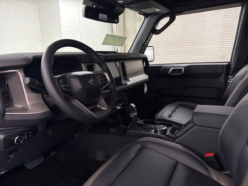 New 2026 Ford Bronco Outer Banks image 6