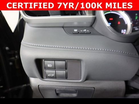 Used 2023 Toyota Highlander XLE image 20