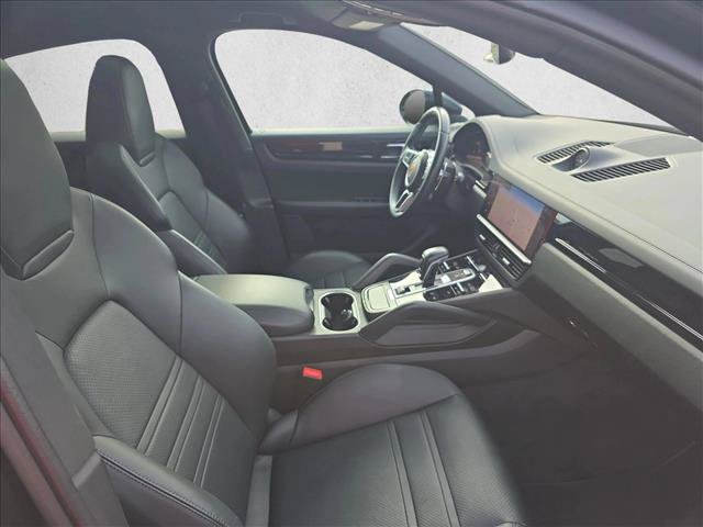 Used 2022 Porsche Cayenne Coupe AWD/4WD image 21