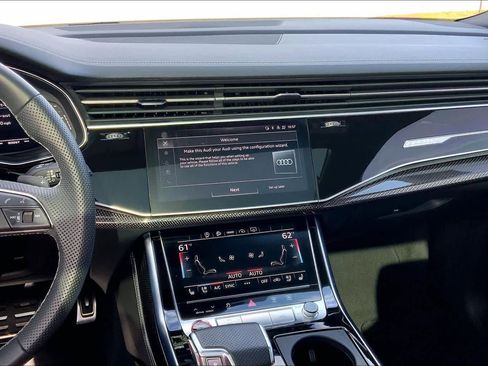 Used 2023 Audi SQ7 Premium Plus w/ Executive Package image 7