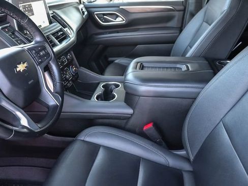 Used 2024 Chevrolet Tahoe LT w/ Luxury Package RWD image 20
