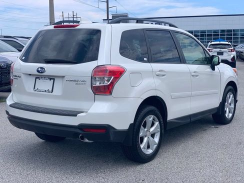 Used 2016 Subaru Forester 2.5i Premium w/ All-Weather Package AWD/4WD image 6