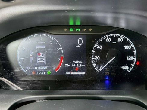 Used 2025 Honda HR-V Sport image 10