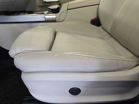 Used 2021 Mercedes-Benz GLB 250 image 32