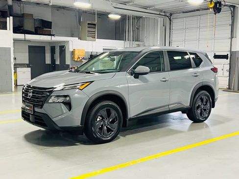New 2026 Nissan Rogue SV FWD image 11