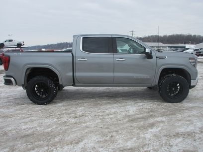 New 2026 GMC Sierra 1500 SLT w/ SLT Convenience Package