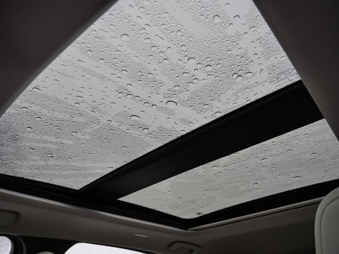 Used 2023 Nissan Ariya AWD image 34