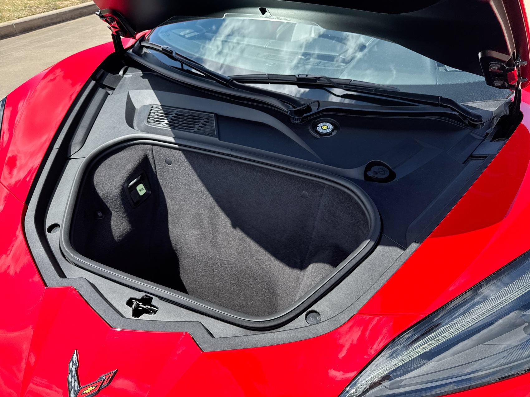 Used 2020 Chevrolet Corvette Stingray Coupe w/ Z51 Performance Package RWD image 24